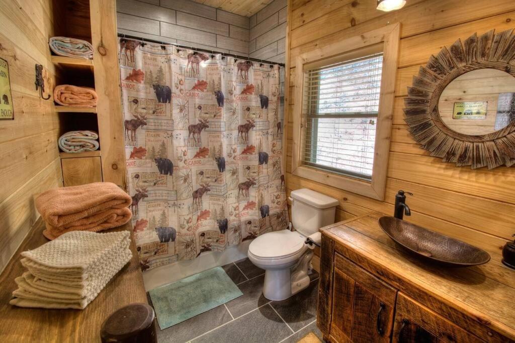 Vila Honeymoon Getaway In Woods Near Noc And Smoky Mtn Rr Bryson City Exteriér fotografie