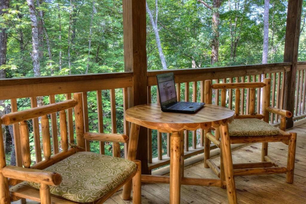 Vila Honeymoon Getaway In Woods Near Noc And Smoky Mtn Rr Bryson City Exteriér fotografie